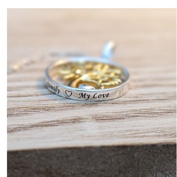 925 Sterling Silver Two Tone Tree of Life Heart 'My Family My Love' Necklace - Picture 4 of 6